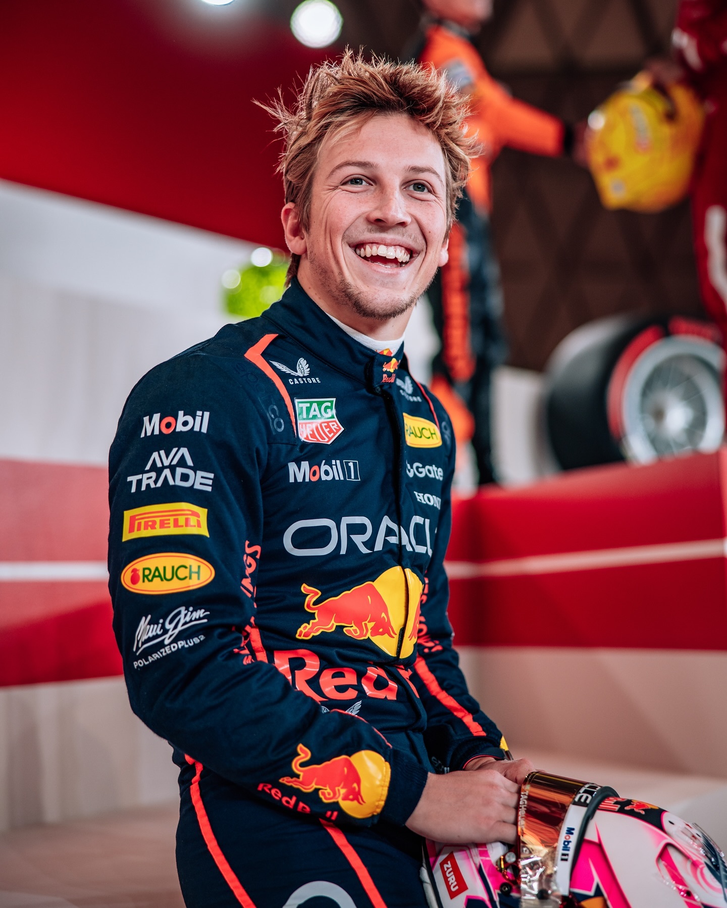 法拉利力克雷诺车队,塞恩斯扛起全队 法拉利力克雷诺车队,塞恩斯扛起全队