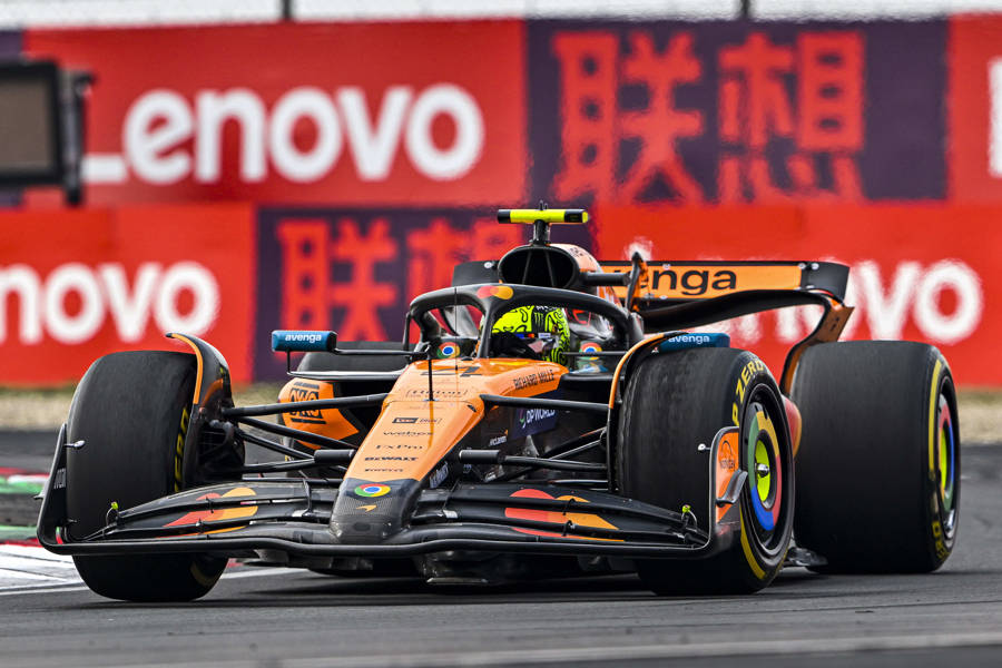 法拉利横扫迈凯伦,皮亚斯特里点燃赛场 法拉利横扫迈凯伦,皮亚斯特里点燃赛场