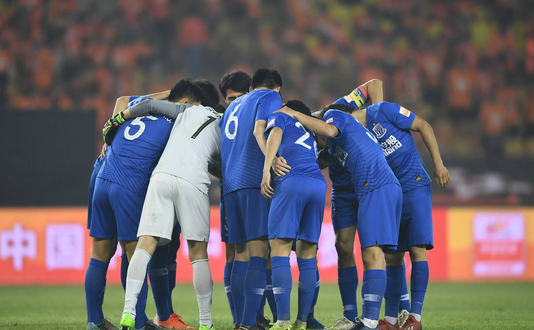 红牛二队碾压迈凯伦，周冠宇状态火热