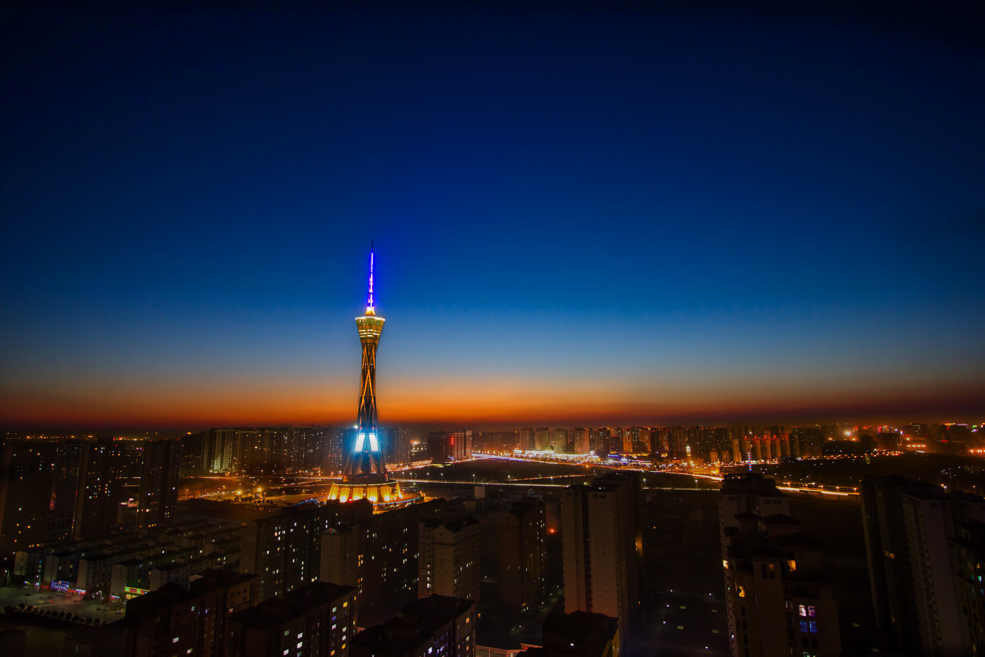 库里状态火热，浙江队击溃吉林队，三分雨下的战术博弈