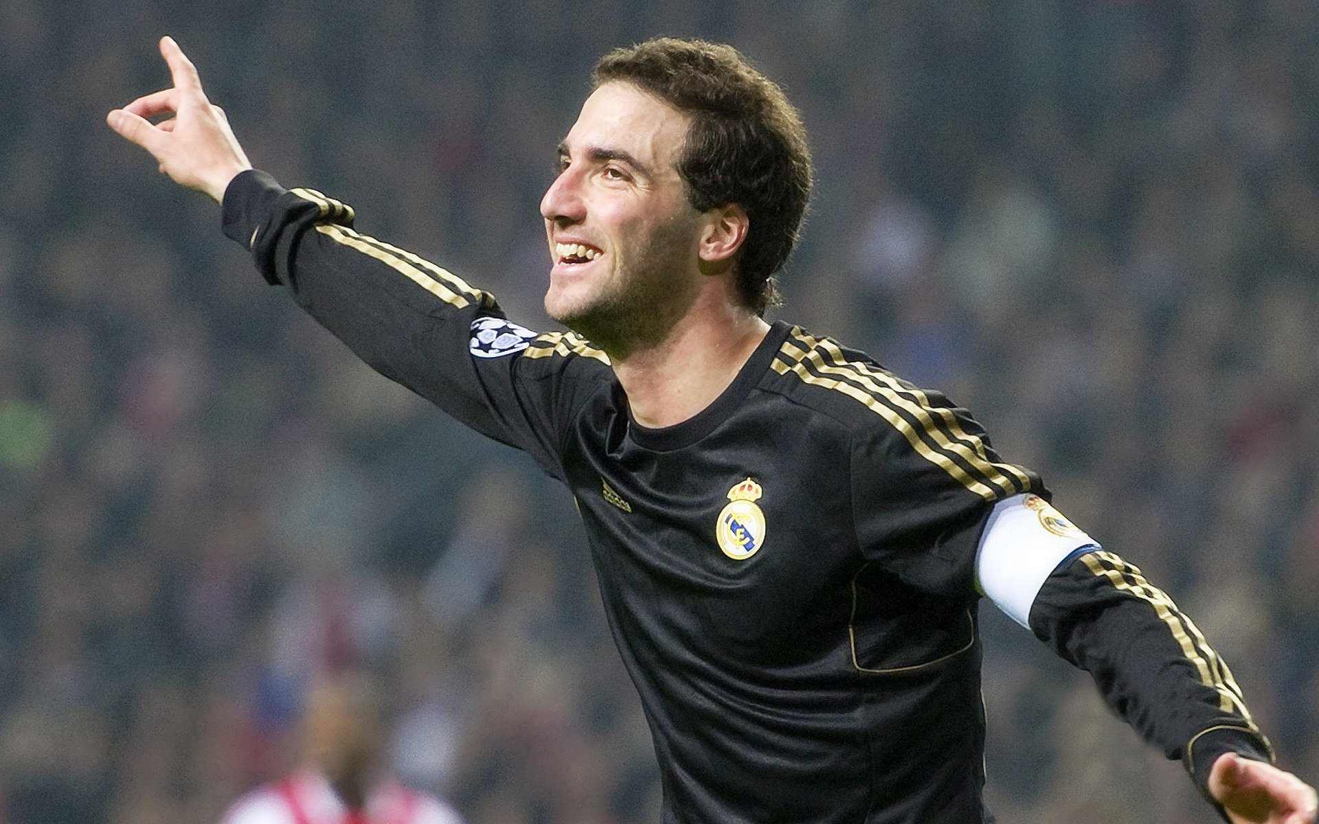 季后赛抢七之夜,班凯罗扛起全队