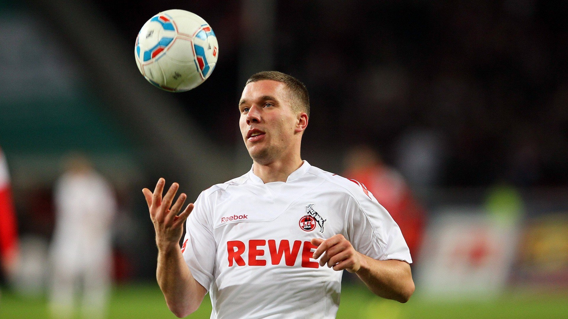 毕尔巴鄂的钢铁意志，当巴斯克雄狮咬碎红军，李刚仁的硬仗哲学